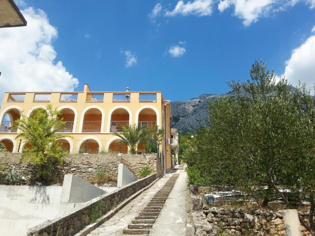 Hacienda Valmare Appartement Brela Buitenkant foto