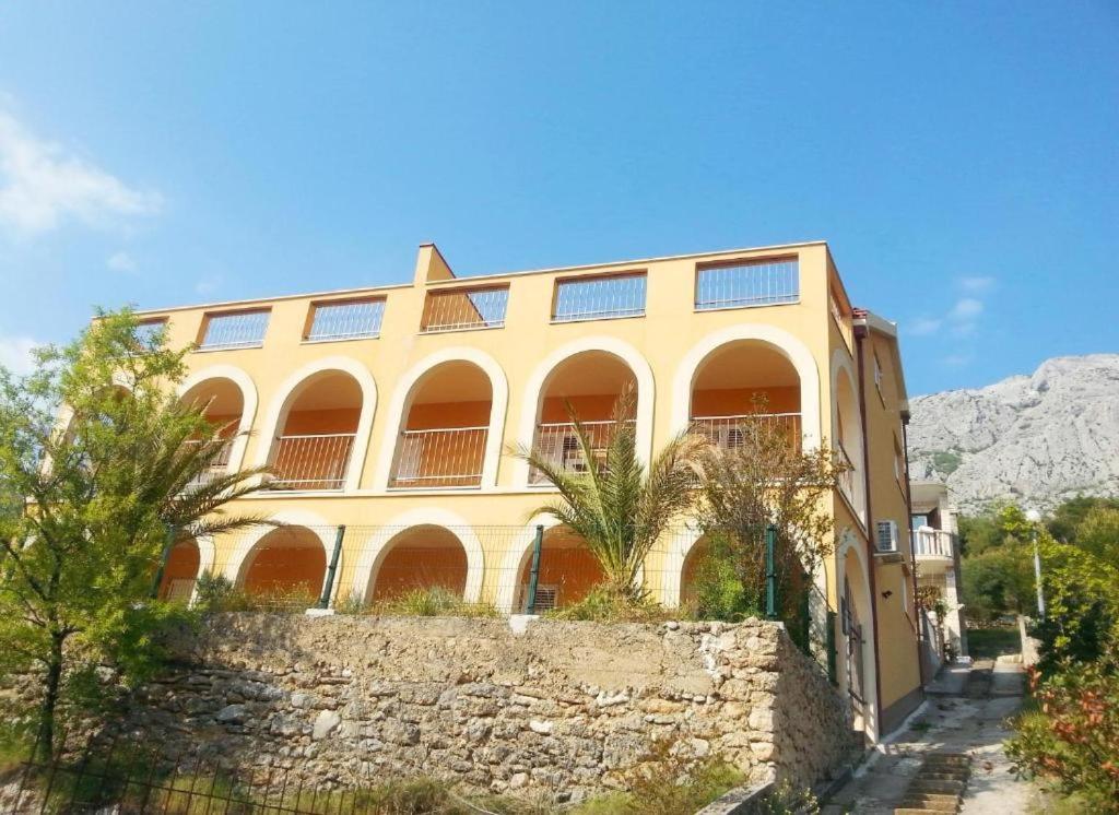Hacienda Valmare Appartement Brela Buitenkant foto