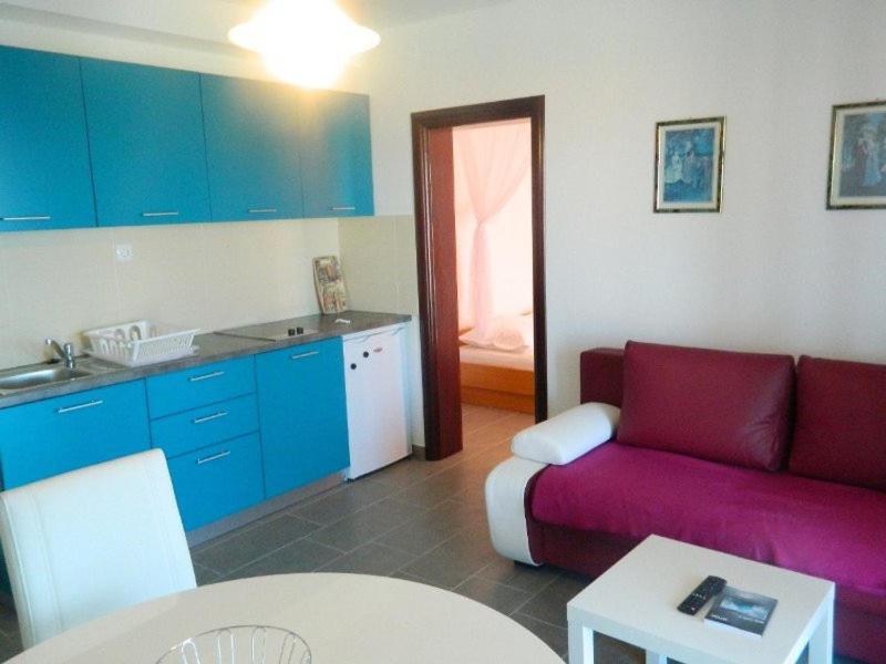 Hacienda Valmare Appartement Brela Buitenkant foto