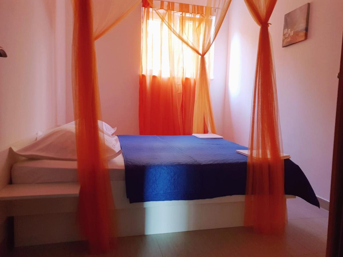 Hacienda Valmare Appartement Brela Buitenkant foto