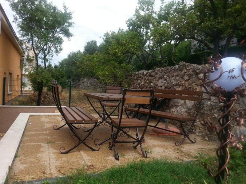 Hacienda Valmare Appartement Brela Buitenkant foto